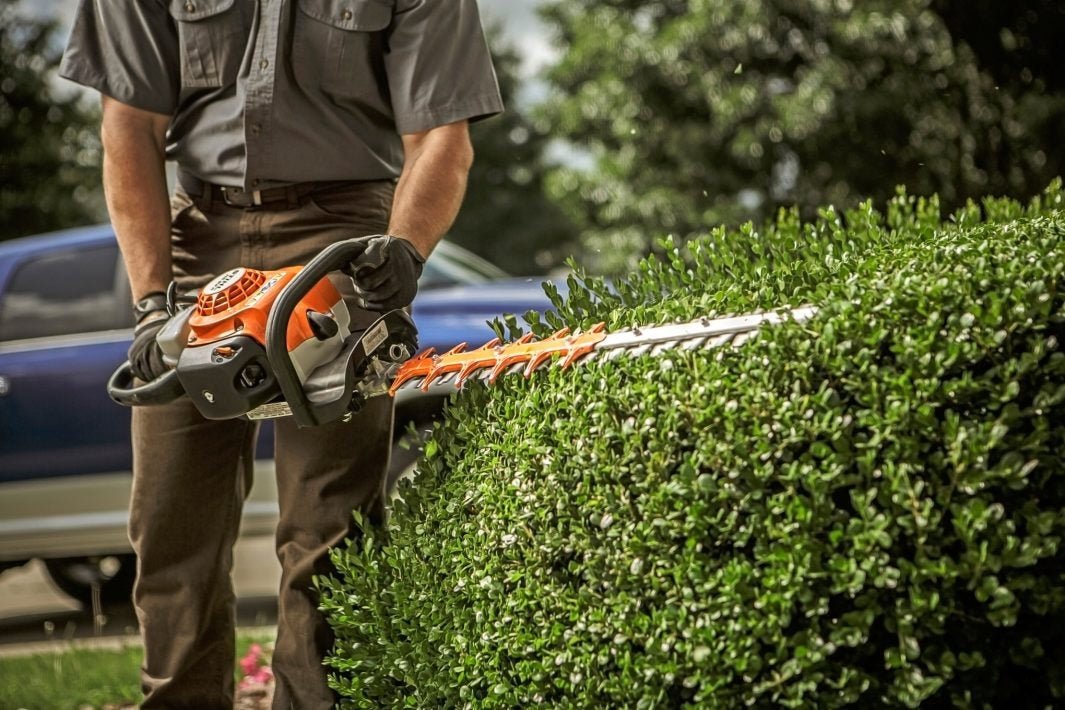 Stihl HS 82 R 75 cm Hedge Trimmer - HEDGE TRIMMERS - Beattys of Loughrea