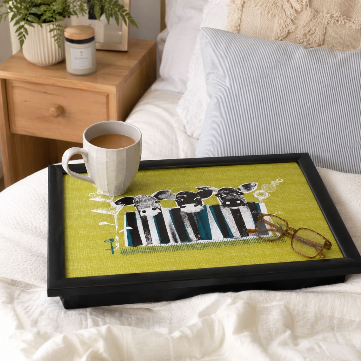 Denby Cow Laptray with Black Edge