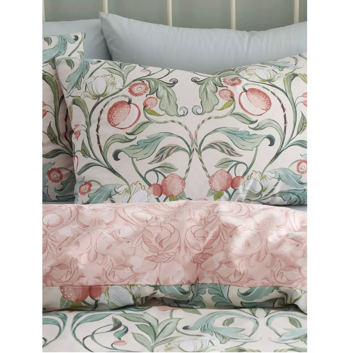Catherine Lansfield Clarence Floral Green Duvet Set - Single - DUVET COVERS - Beattys of Loughrea