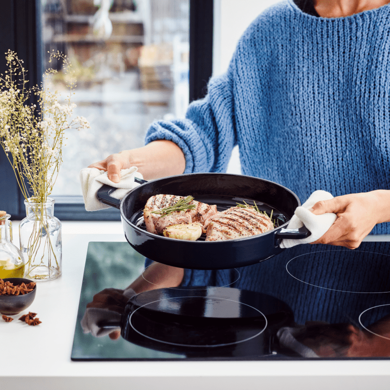 Brabantia The Dutch Grillpan Night Blue 28cm - COOKWARE - CAST IRON - Beattys of Loughrea