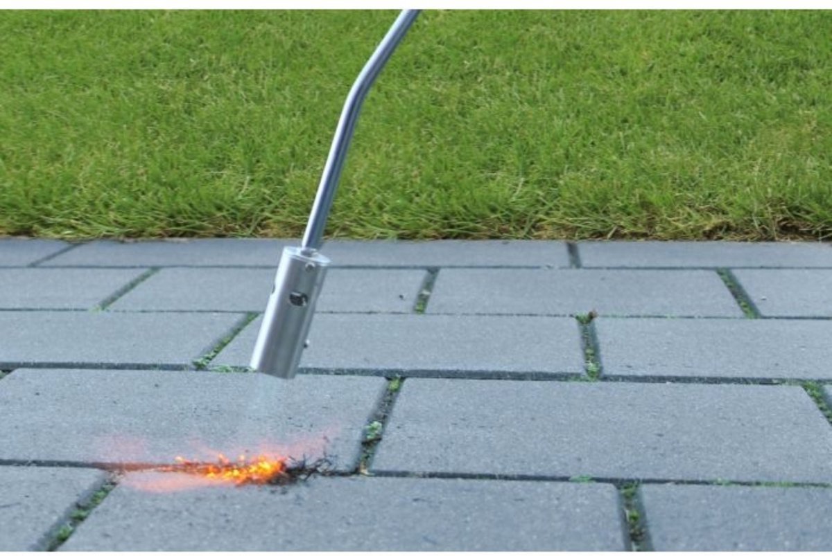 Kinzo Gas Weed Burner with Piezo Ignition 80cm - GAS LAMPS - Beattys of Loughrea