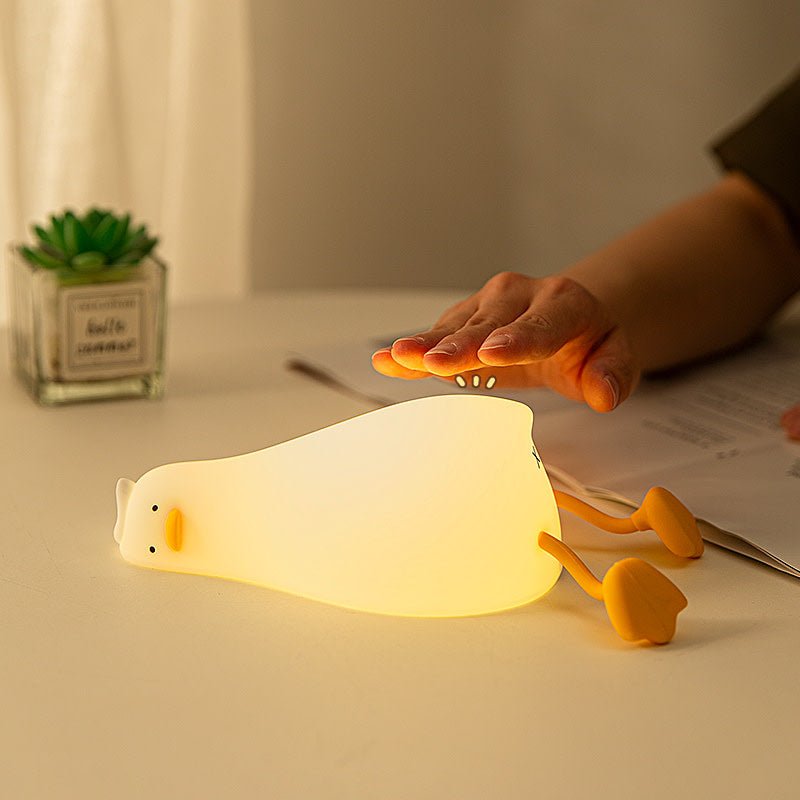 Quacker The Duck - Lumi Buddy Nightlight RGB - NIGHT LIGHT PLUG IN - Beattys of Loughrea
