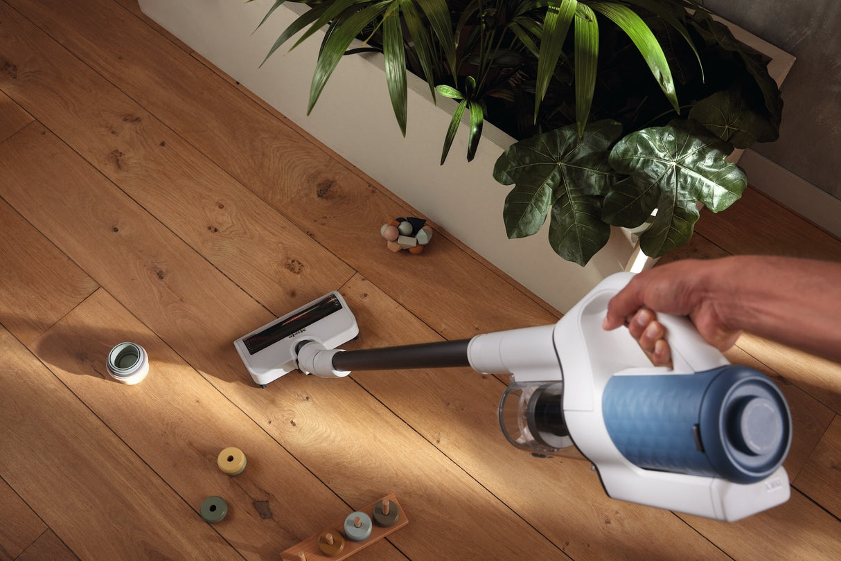 Miele Duoflex HX1 Cordless Stick Vacuum Cleaner in Nordic Blue | 12377910 - VACUUM CLEANER NOT ROBOT - Beattys of Loughrea