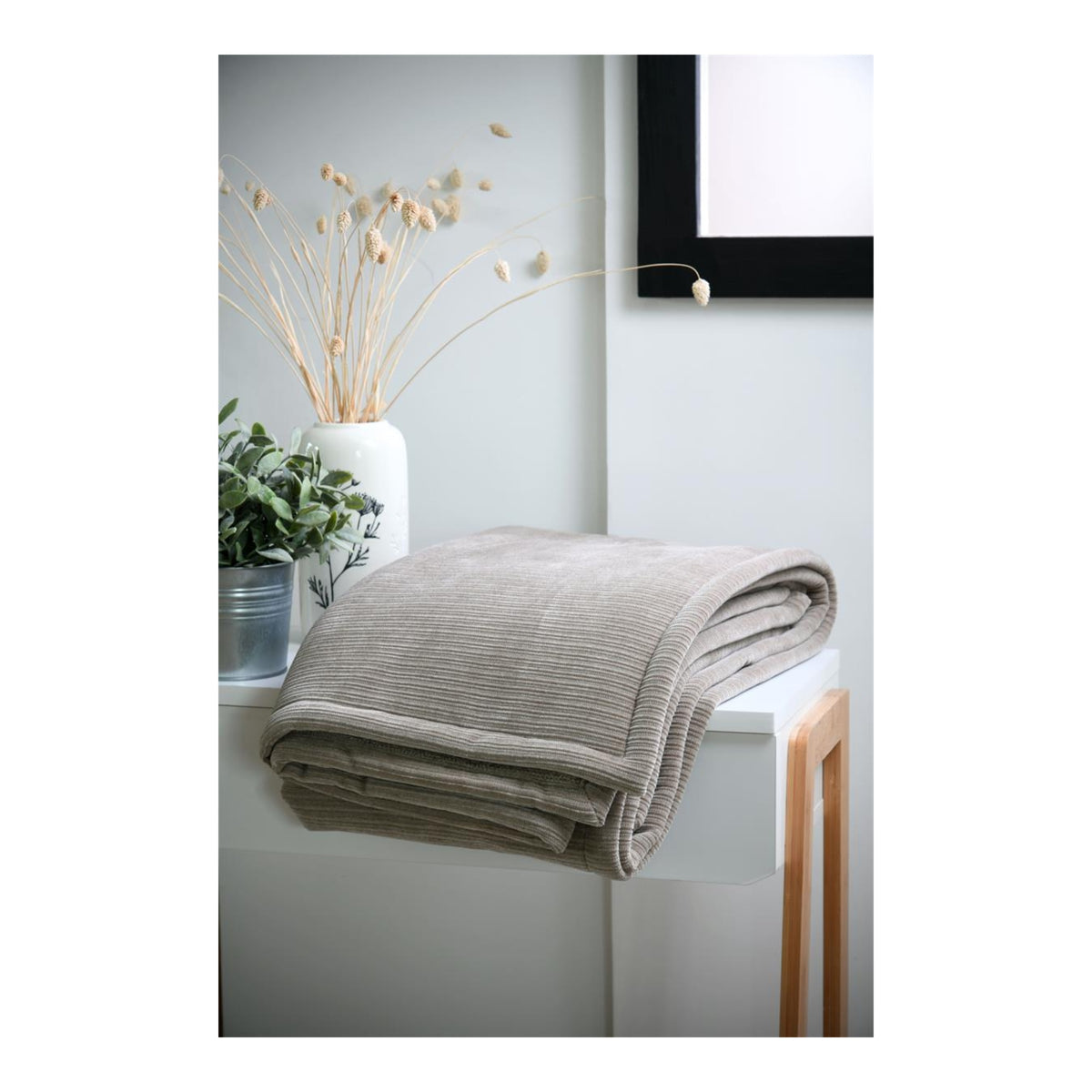STOF Clayton Ribbed Throw, Natural, 125x150cm