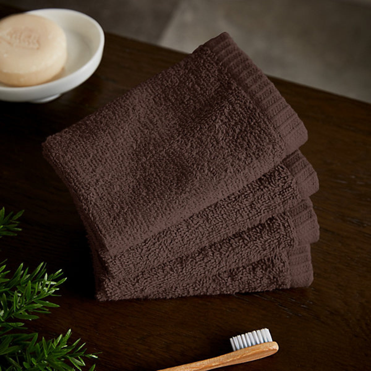 Catherine Lansfield Quick Dry Plain 30 x 30 cm Face Cloth 4 Pack Chocolate