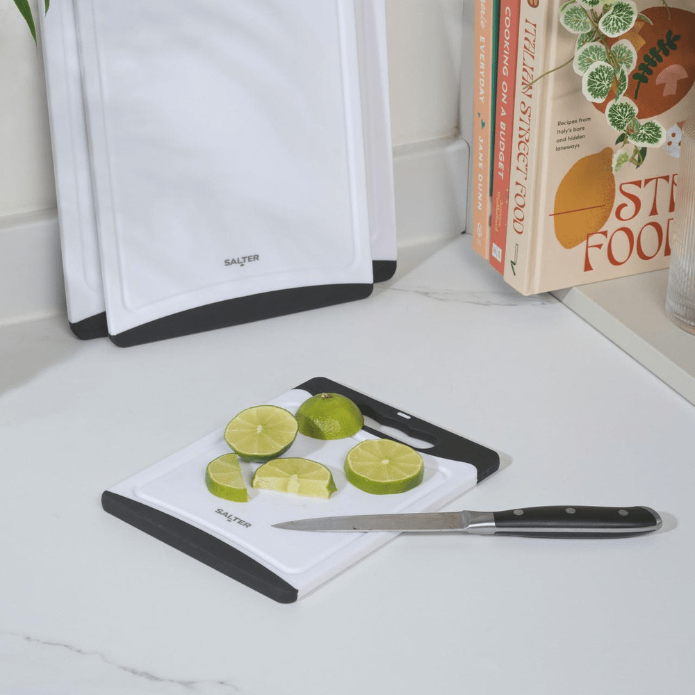 Salter 3 - Piece Plastic Chopping Board Set – Black/White - PLASTICS - STORAGE LUNCH BOX BEAKER - Beattys of Loughrea