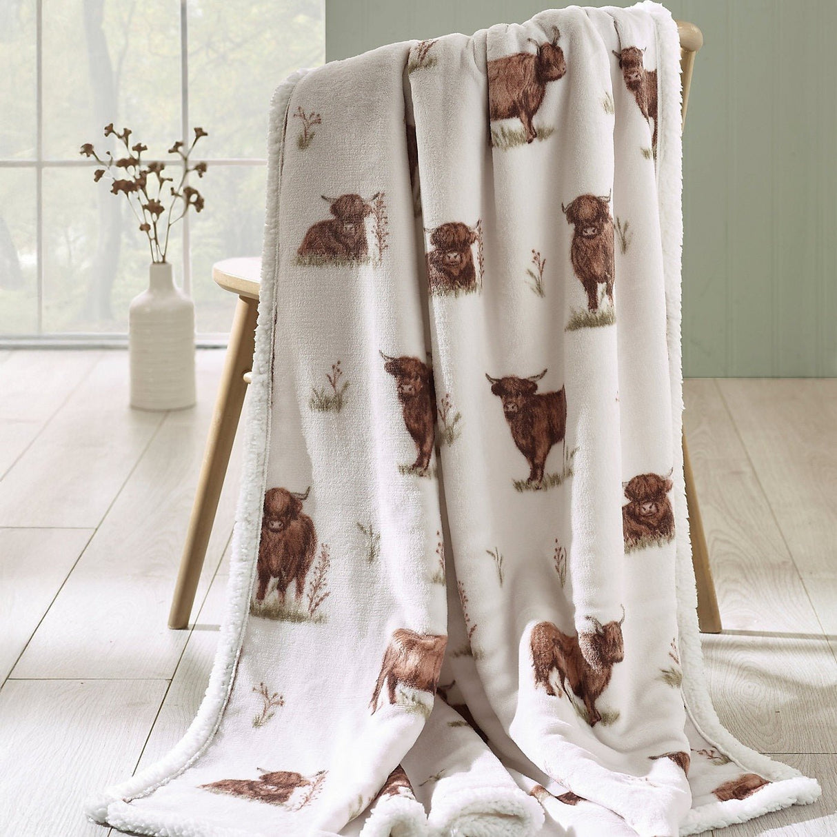 Catherine Lansfield Angus Highland Cow Cosy Fleece Blanket Throw – Natural (130x170cm) - THROWS/BLANKETS - Beattys of Loughrea