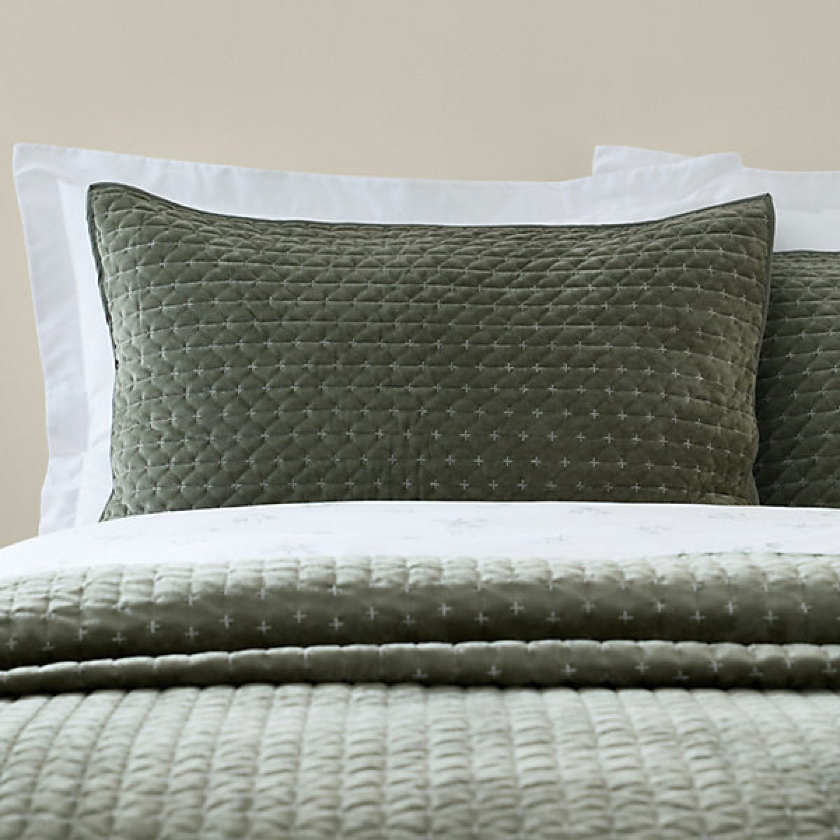 Bianca Fine Linens Attica Velvet Embroidered Pillow sham Pair Green