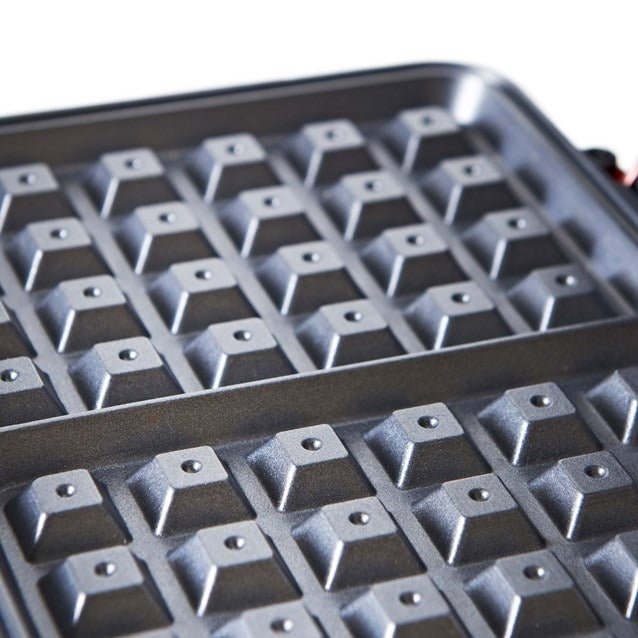 Global Gizmos Dual Waffle Maker – Red - PANCAKE WAFFLE MAKERS - Beattys of Loughrea