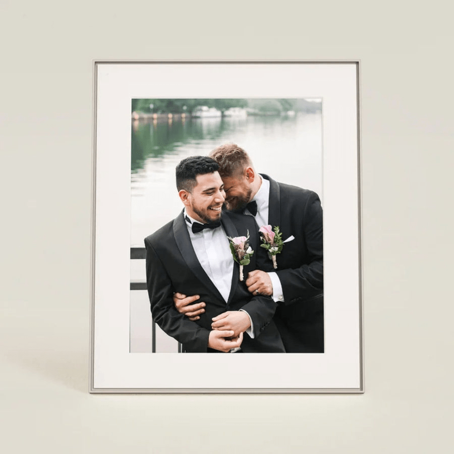 Aura Walden 15" Digital Photo Frame – Clay with Paper Mat | AF115-MWHT - Beattys of Loughrea | www.beattys.ie