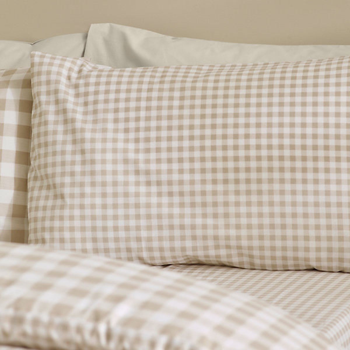 Catherine Lansfield Bamford Gingham Check Reversible Super King Duvet Cover Set with Pillowcases Natural - DUVET COVERS - Beattys of Loughrea