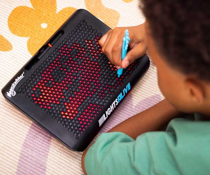 Megasketcher Lights Alive - ART & CRAFT/MAGIC/AIRFIX - Beattys of Loughrea