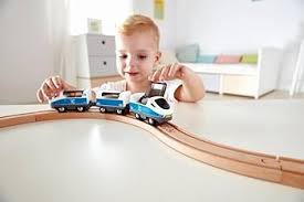 Figure Of 8 Safety Train Set - Beattys of Loughrea | www.beattys.ie