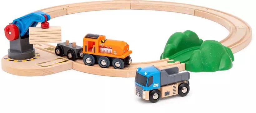 Brio Starter Lift & Load Set - BABY TOYS - Beattys of Loughrea