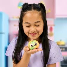 Cookeez Makery Yum Yumz Single Pack - ART & CRAFT/MAGIC/AIRFIX - Beattys of Loughrea