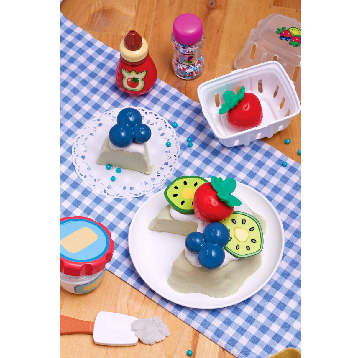 Creative Chefs Bluey Pavlova Kit - ROLE PLAY - Beattys of Loughrea