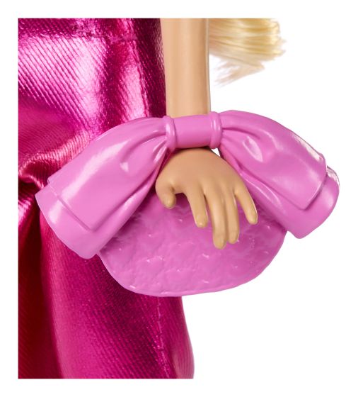 Barbie Deluxe Style Fashion Doll - BARBIE - Beattys of Loughrea