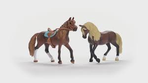 Schleich Horse Club "Peruvian Step" Starter Set - FARMS/TRACTORS/BUILDING - Beattys of Loughrea