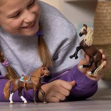 Schleich Horse Club "Peruvian Step" Starter Set - FARMS/TRACTORS/BUILDING - Beattys of Loughrea