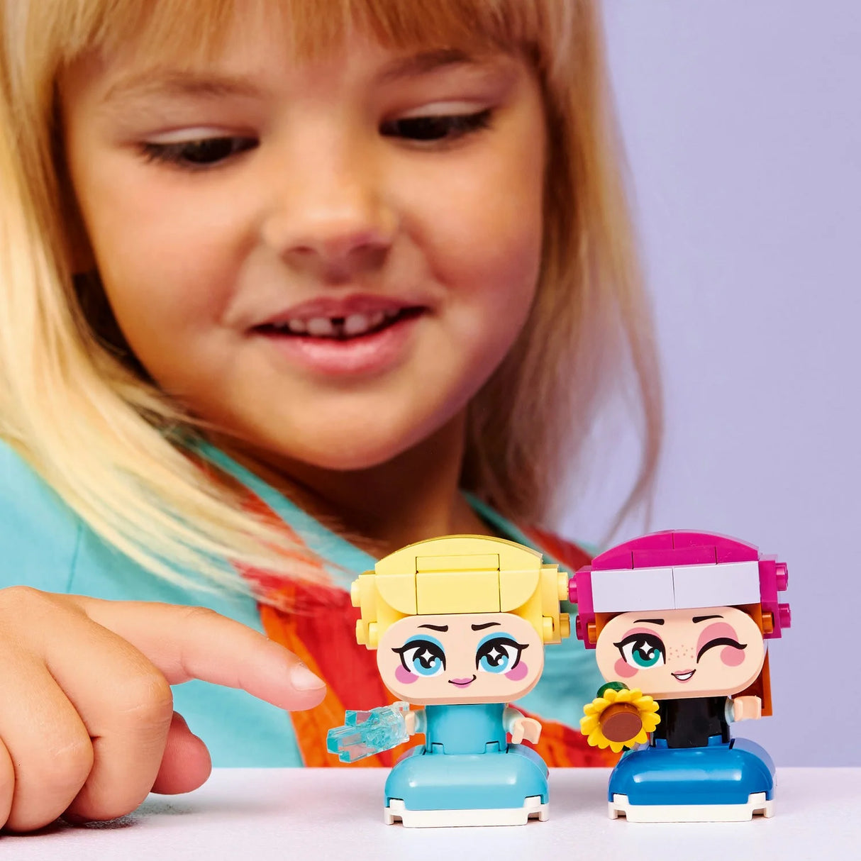 Lego 43284 Mini Anna And Elsa - Beattys of Loughrea | www.beattys.ie
