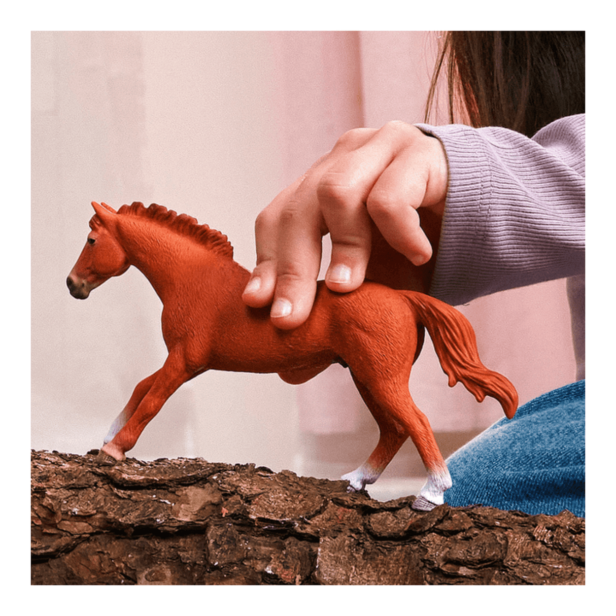 Schleich English Thoroughbred Stallion 14915 - FARMS/TRACTORS/BUILDING - Beattys of Loughrea