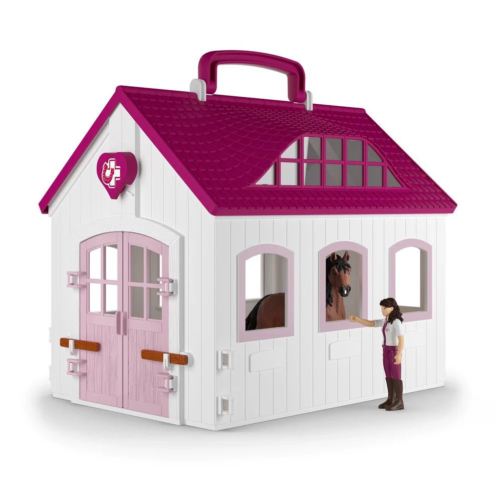 Schleich Horse Club Happy Horse Hospital Playset - FARMS/TRACTORS/BUILDING - Beattys of Loughrea