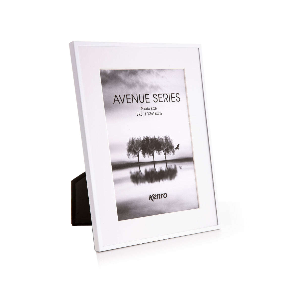 Kenro Avenue White Photo Frame, 8x6in with 6x4in Mat