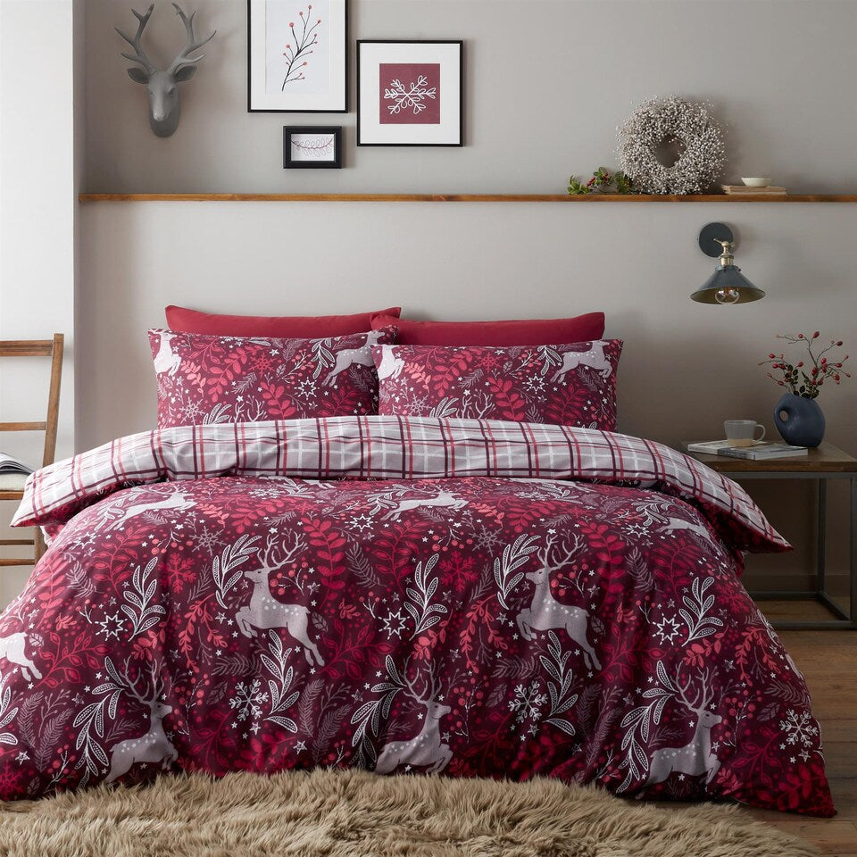 WINTER STAGS DUVET SET BURGUNDY DOUBLE PWIND2M
