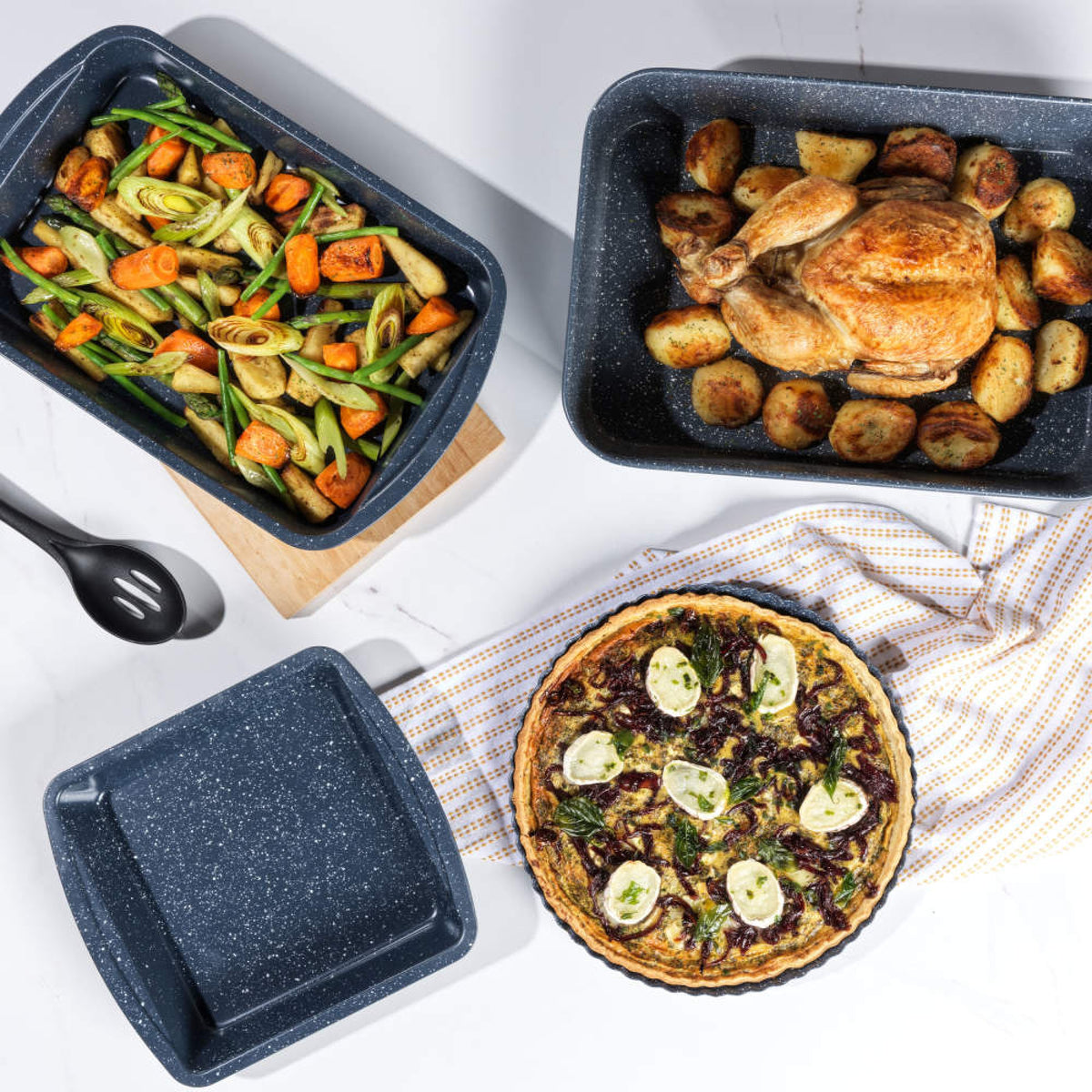 Russell Hobbs Nightfall Stone 28cm Tart Tin
