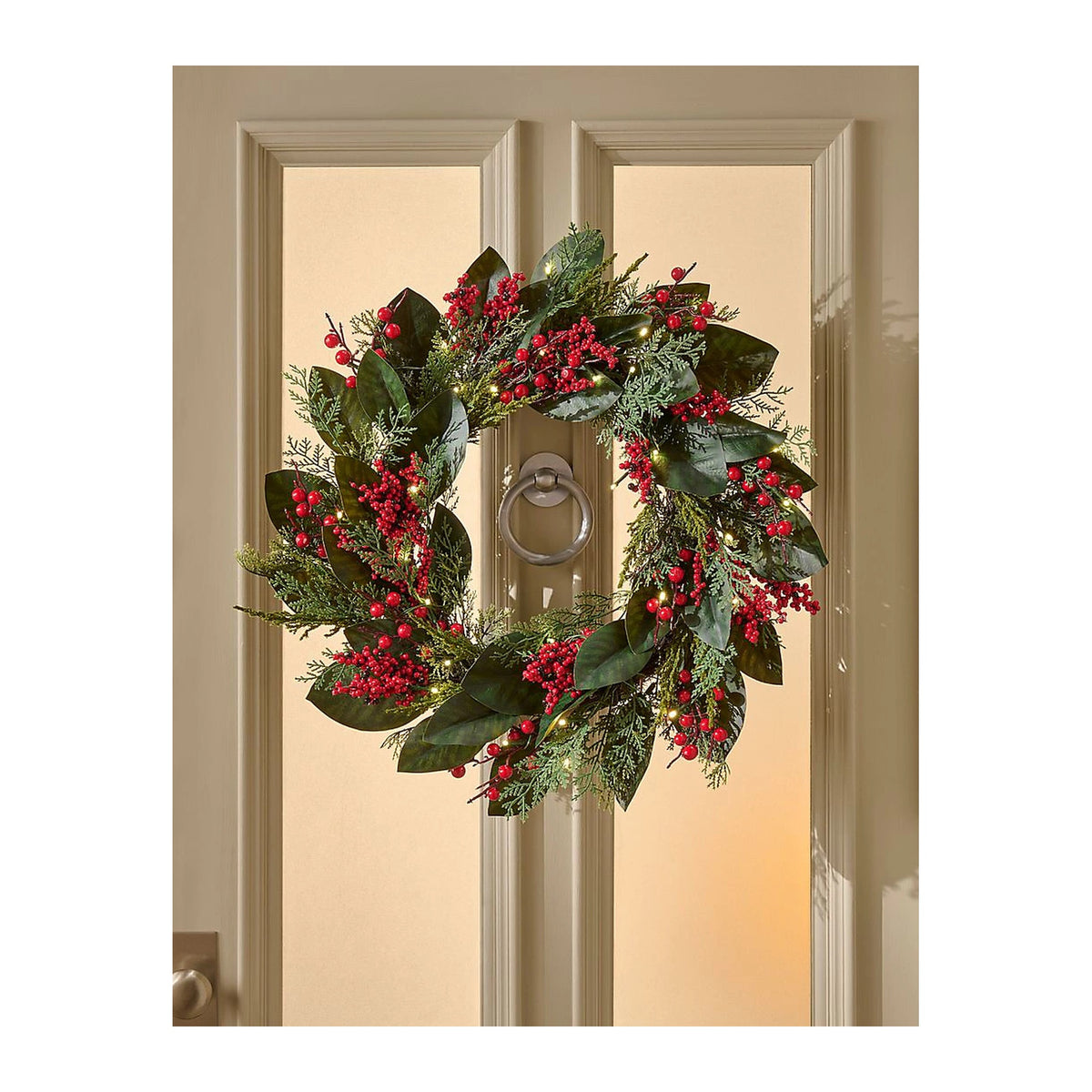 Norfolk Leisure Magnolia and Berry Wreath 66cm - XMAS WREATHS - Beattys of Loughrea