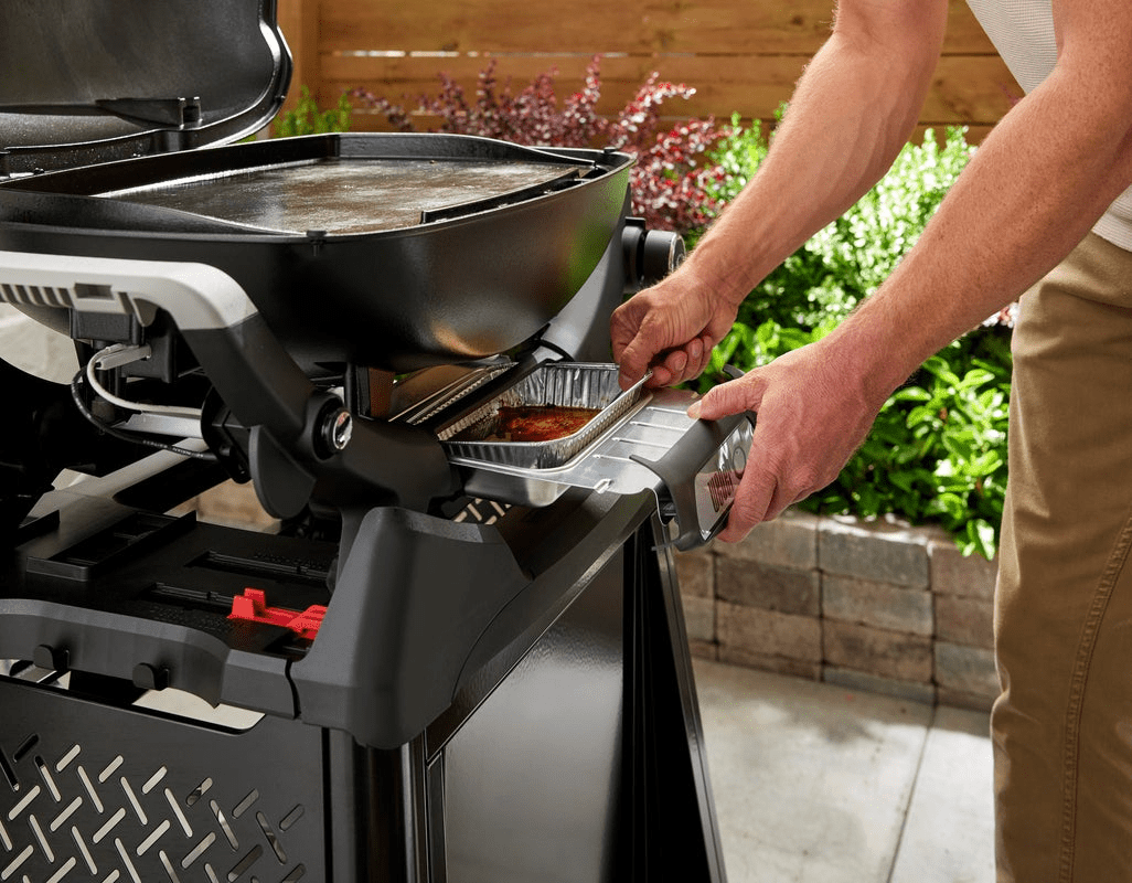 Weber Q2200N Gas Barbecue with Side Tables and Compact Stand - BBQ - GAS - Beattys of Loughrea