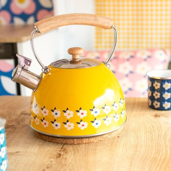 2.5L Whistling Kettle Stainless Steel – Honey Yellow - S/S STOVE TOP KETTLES - Beattys of Loughrea