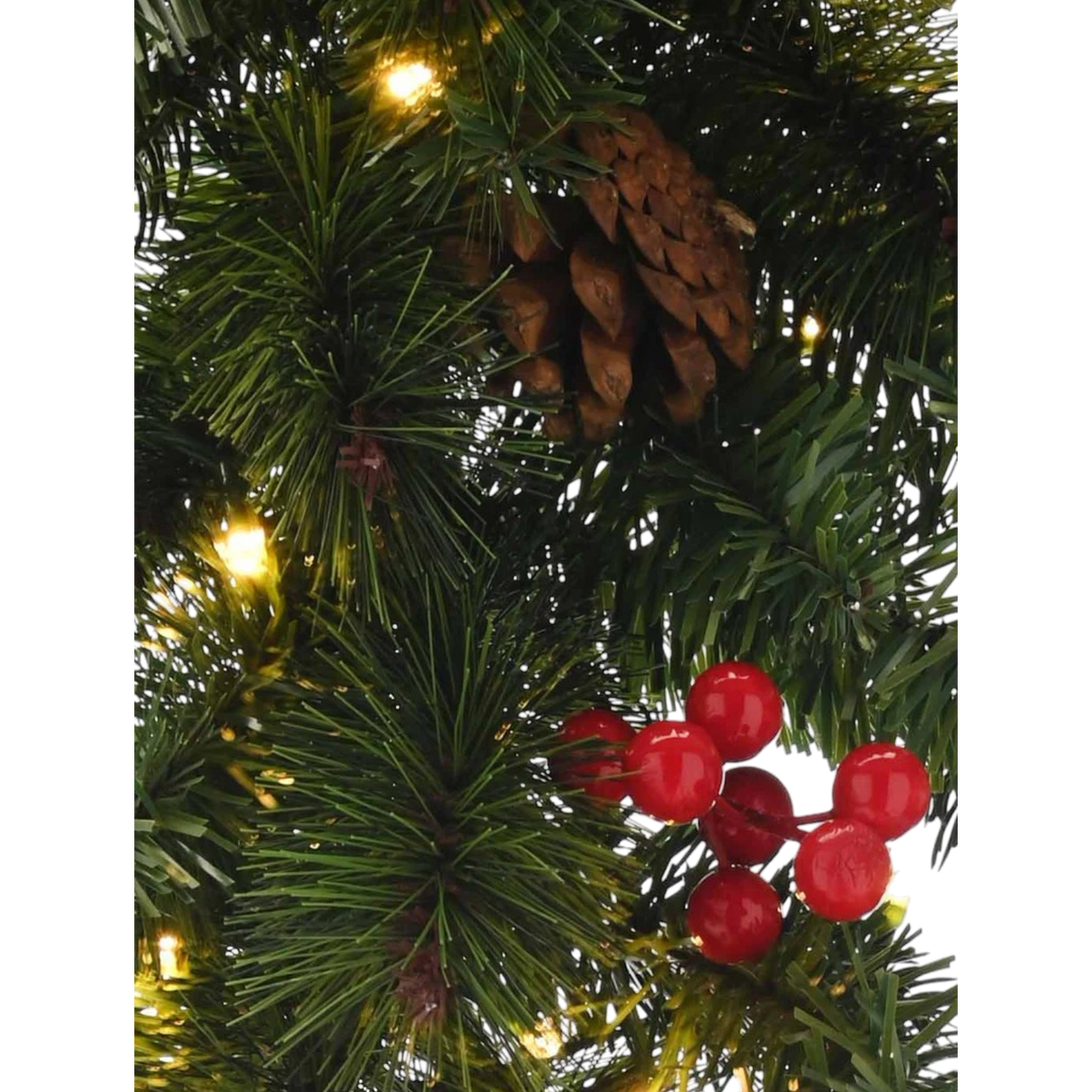 270cm Pre-Lit Ben Nevis Garland – Battery Operated