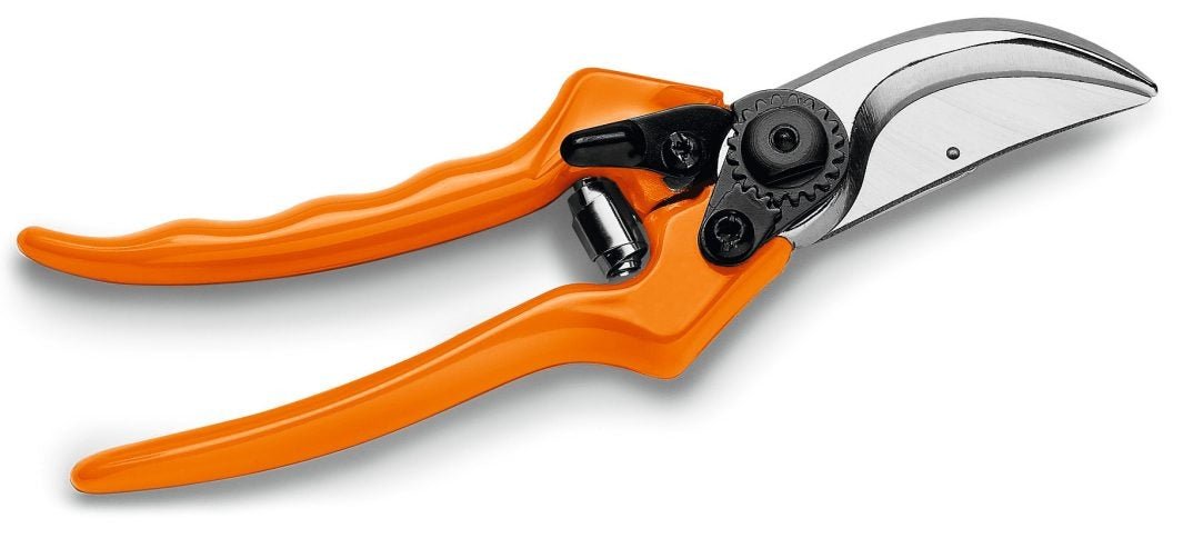 Stihl PG 30 Bypass Secateurs - 00008813638 - PRUNING - Beattys of Loughrea