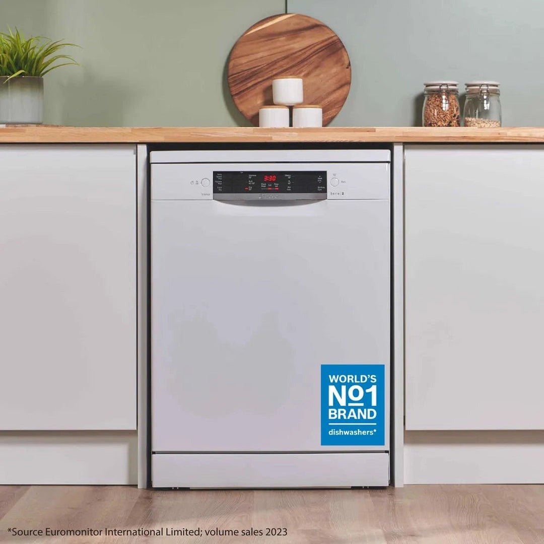 Bosch Series 2 free-standing dishwasher 60 cm White | SMS26AW08G - Beattys of Loughrea | www.beattys.ie