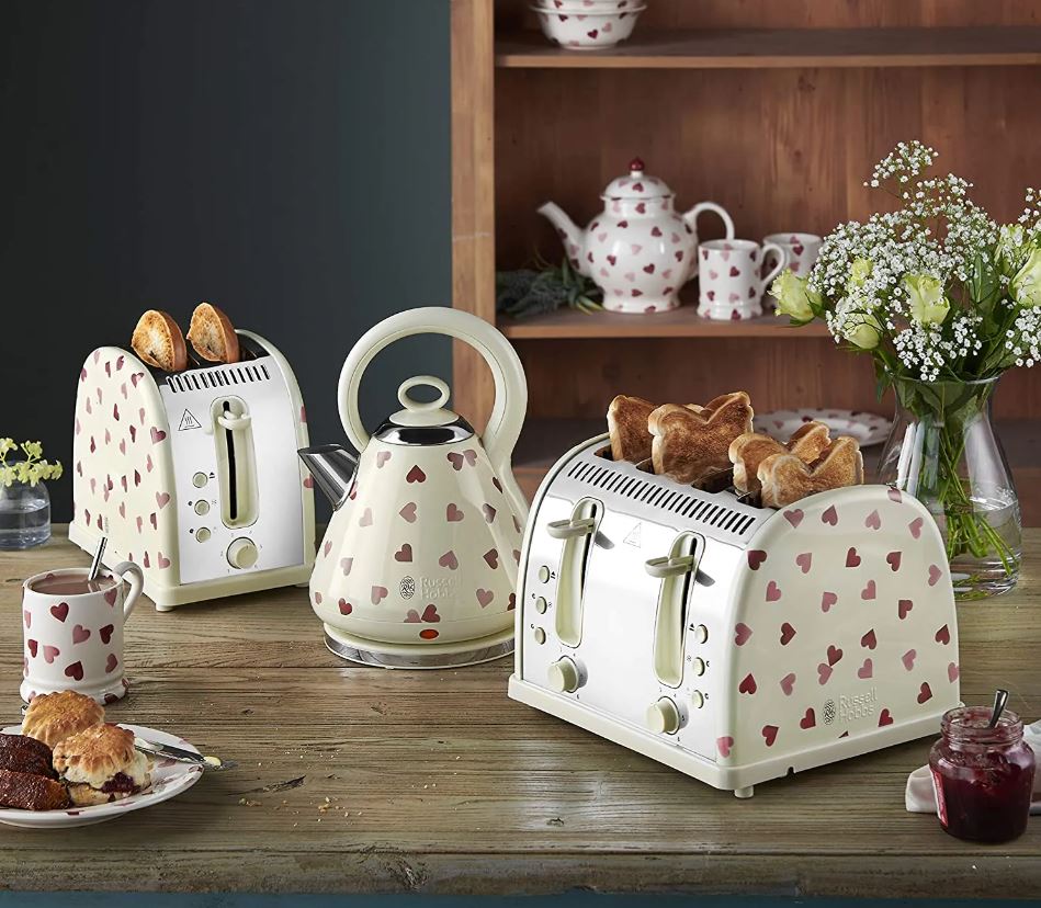 Russell Hobbs - 28350 I Emma Bridgewater Hearts 4 Slice Toaster - TOASTERS - Beattys of Loughrea