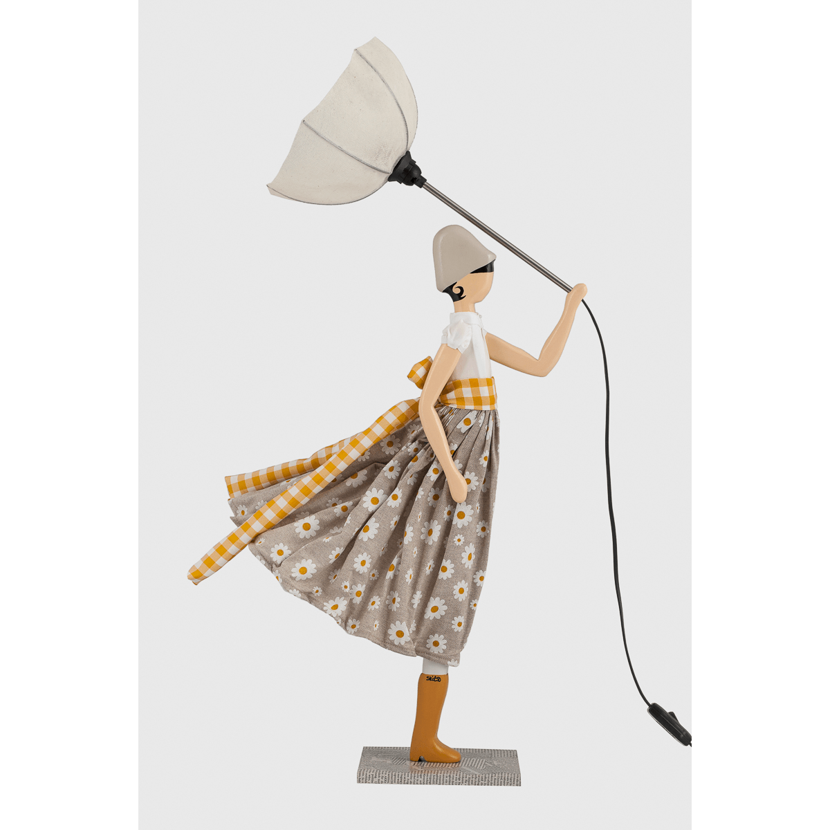 Little Girl 'Margarita' Umbrella Table Lamp