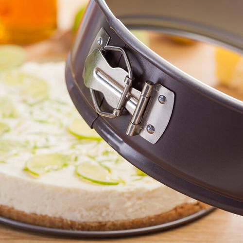 Judge Bakeware 9" Round Springform Cake Tin Loose Base - BAKEWARE - Beattys of Loughrea