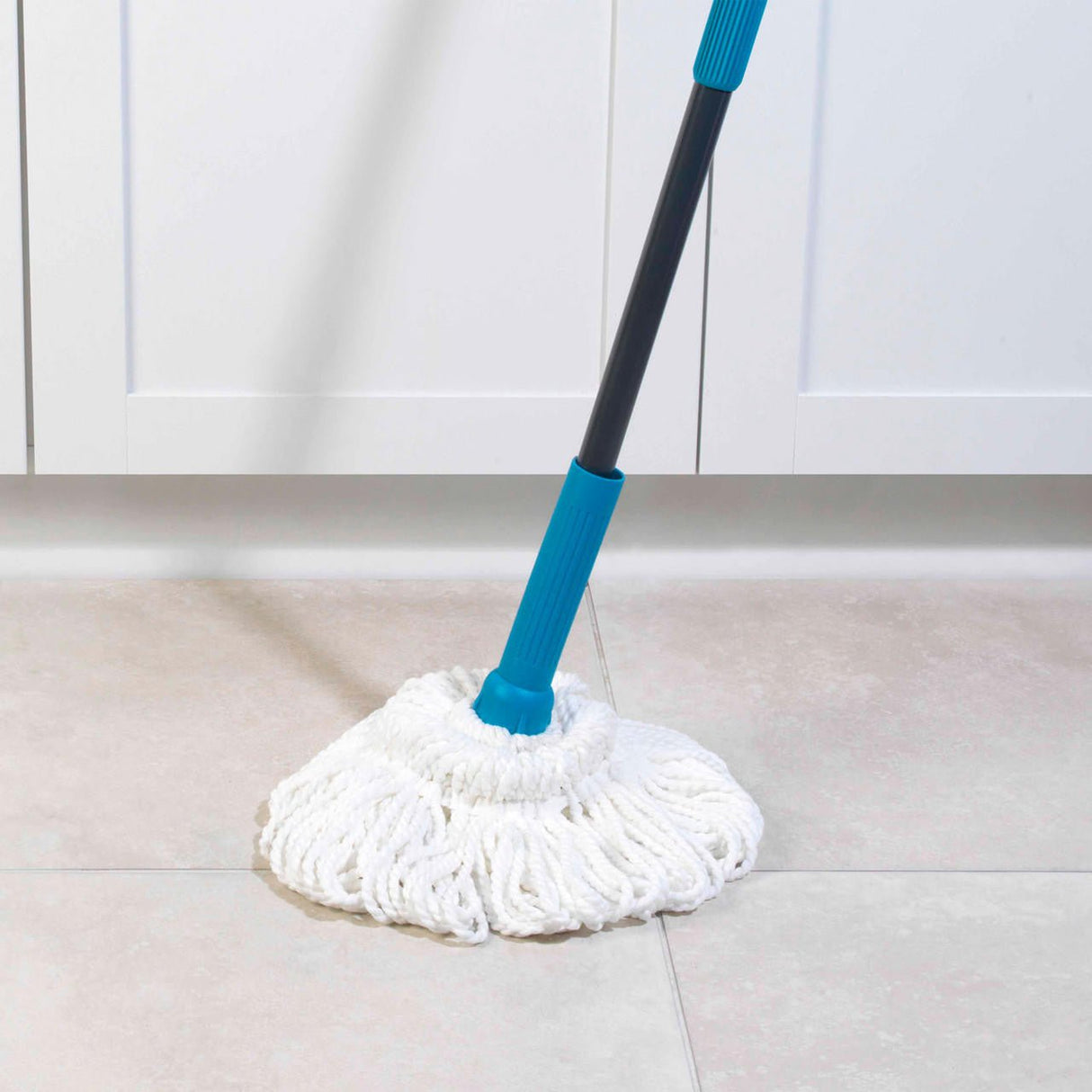 Beldray Extendable Twist Mop - CLEANING - MOP & BUCKET - Beattys of Loughrea