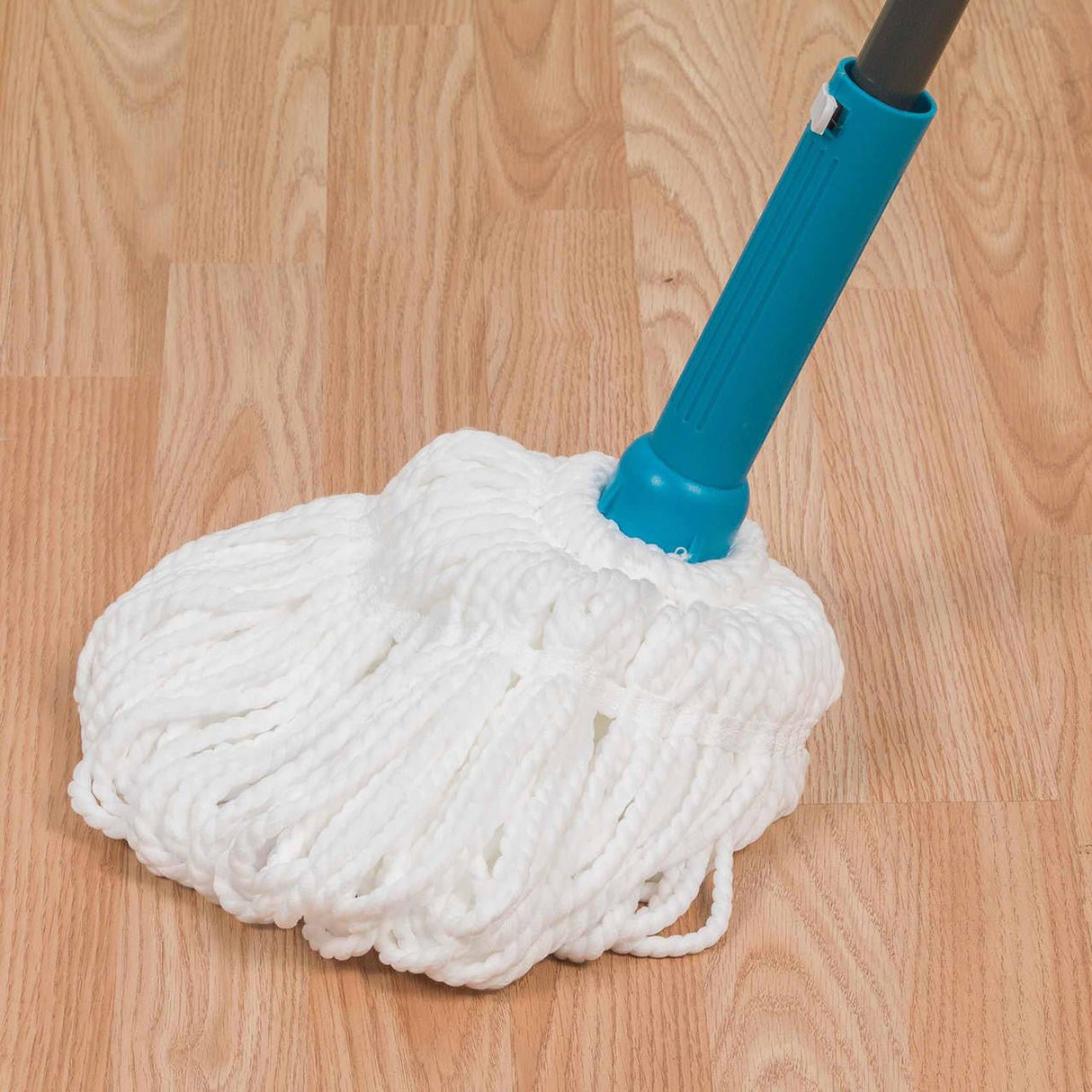 Beldray Extendable Twist Mop - CLEANING - MOP & BUCKET - Beattys of Loughrea