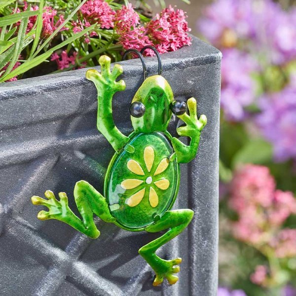Fancy Frog Pot Hanger - SOLAR / GARDEN ORNAMENTS - Beattys of Loughrea