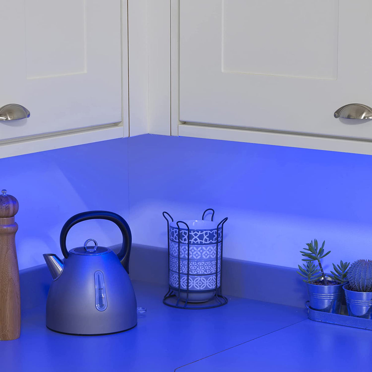 Intempo 5m LED Multi-Colour USB Strip Light - Beattys of Loughrea , www.beattys.ie