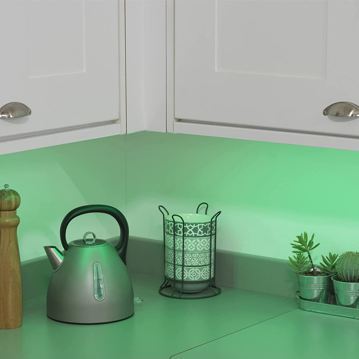 Intempo 5m LED Multi-Colour USB Strip Light - LED STRING DECO LIGHTS (NOT XMAS) - Beattys of Loughrea