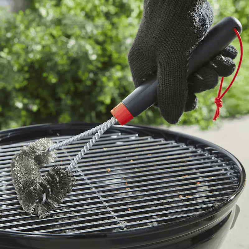 Weber Barbecue Brush - BBQ FUEL BBQ TOOLS, ACCESSORIES , TENT PEGS - Beattys of Loughrea