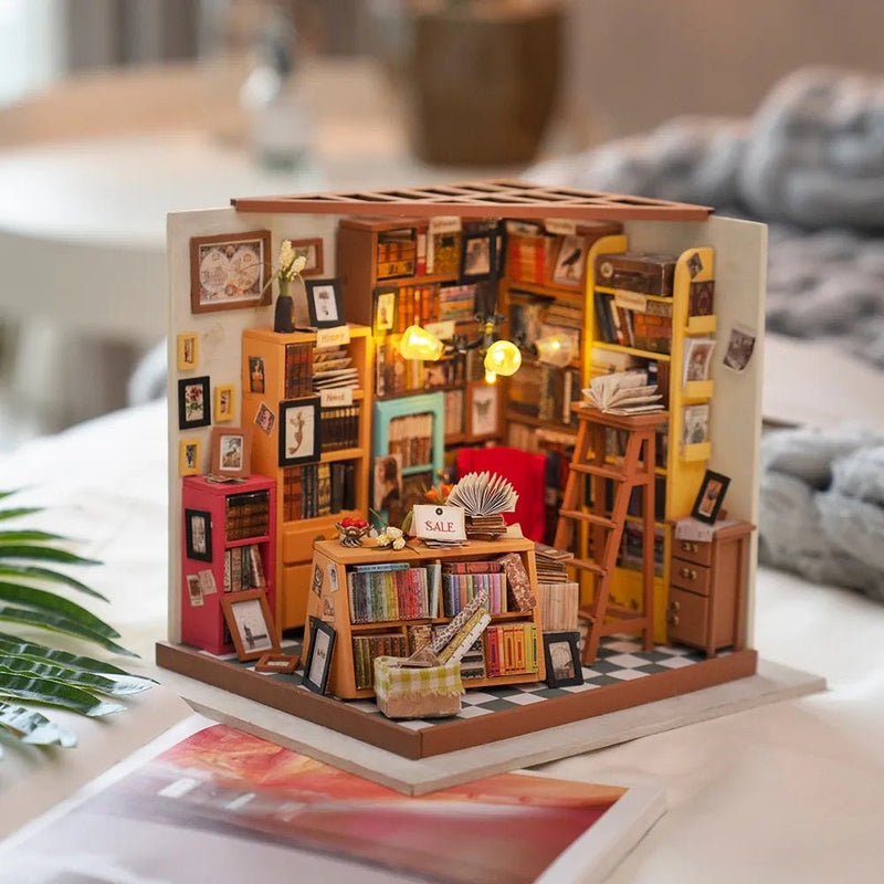 Rolife Sam's Study Library DIY Miniature House Kit DG102 Age 14+ - JIGSAWS - Beattys of Loughrea