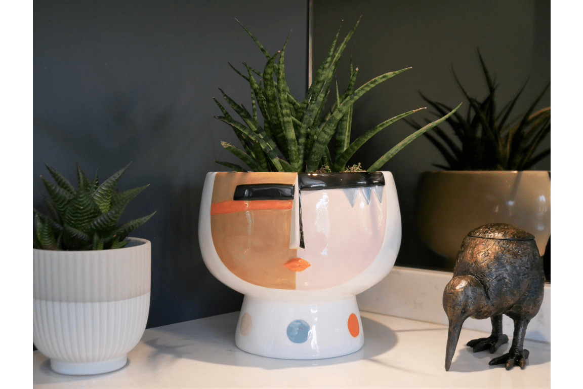 Ceramic Face Plant Pot 15cm (Plant not incl.) - FLOWERPOT/VASE/JUG 1 - Beattys of Loughrea