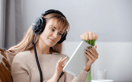 Headphone's - Beattys of Loughrea 