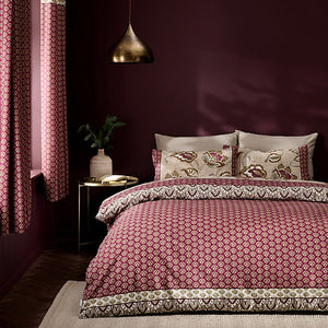 Catherine Lansfield Bedding Kashmir Paisley Floral King Size Duvet Cover Set with Pillowcases Natural