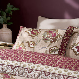 Catherine Lansfield Bedding Kashmir Paisley Floral King Size Duvet Cover Set with Pillowcases Natural
