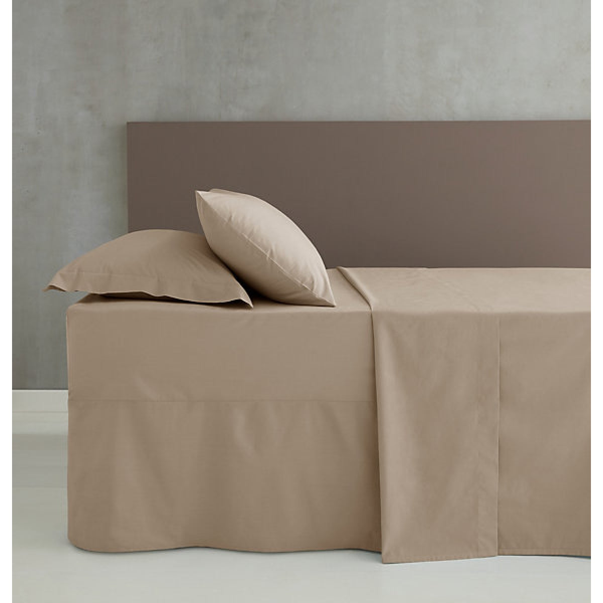 Catherine Lansfield Pillowcases Easy Iron Percale Standard 50 x 75cm Pack of 2 Pillow cases with envelope closure Natural